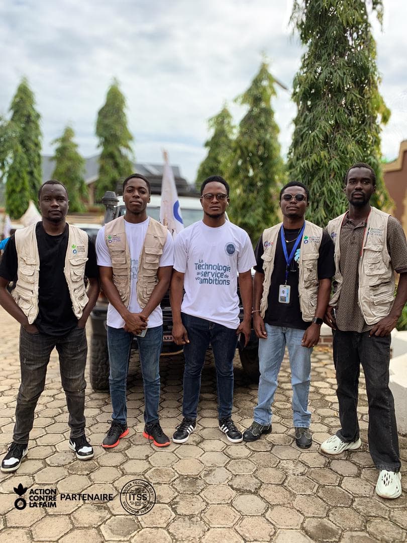 Installation du câblage réseau dans les bureaux d'ACF