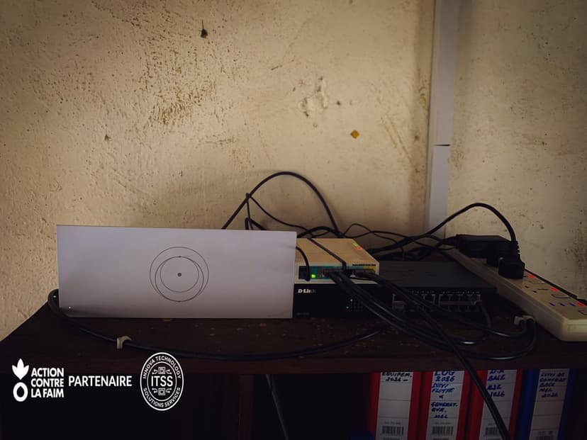 L'équipe ITSS et le personnel d'ACF après l'installation réussie